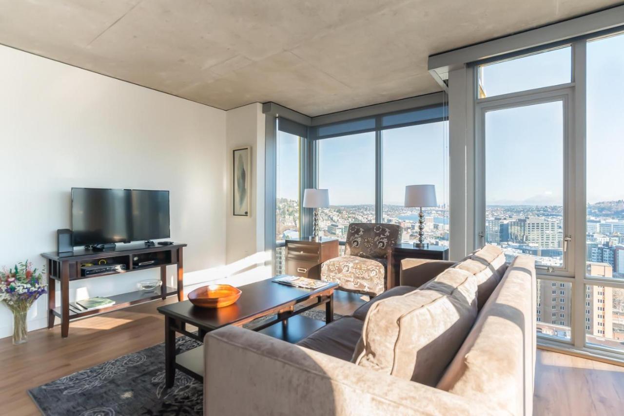 Sobe Third Ave Apartments Сиатъл Екстериор снимка