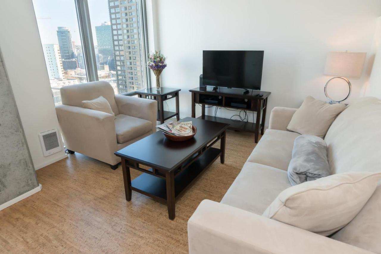Sobe Third Ave Apartments Сиатъл Екстериор снимка