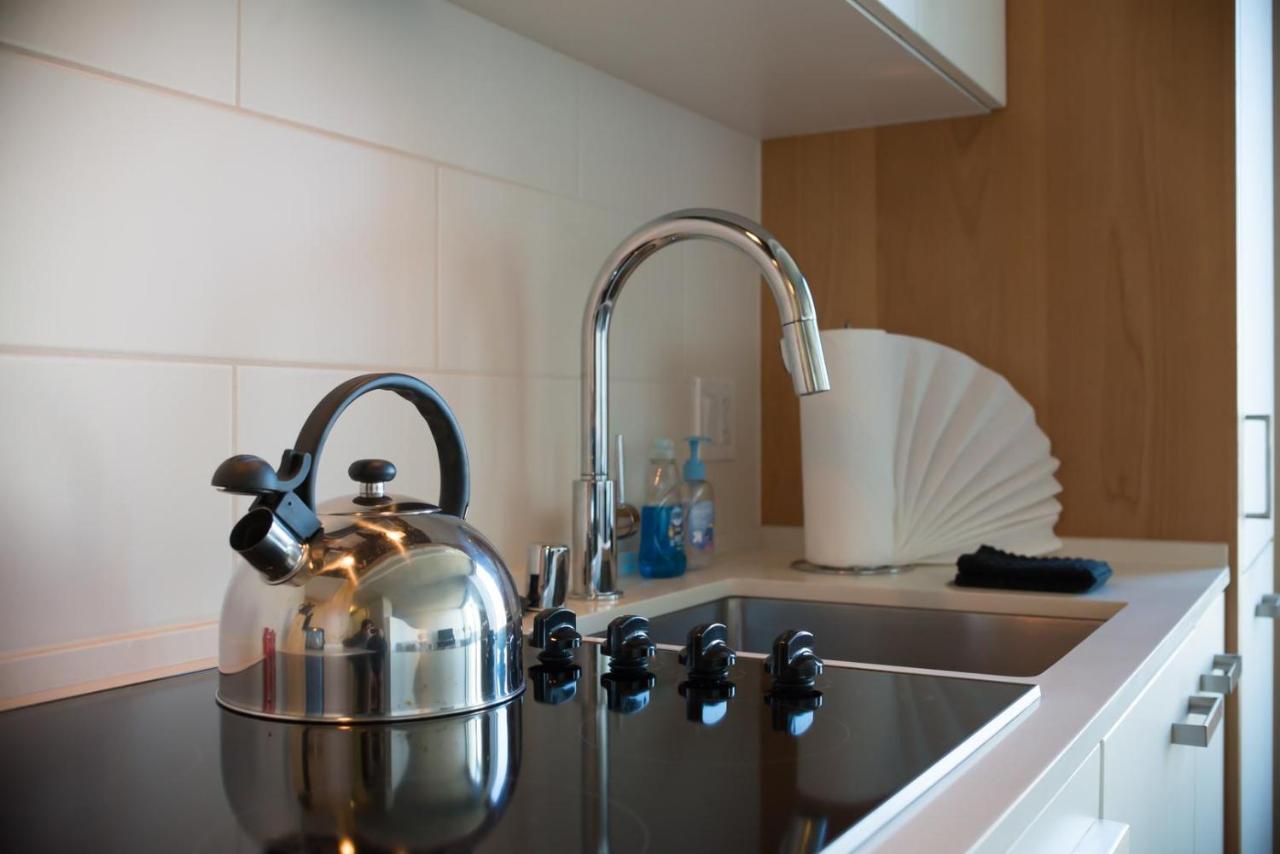 Sobe Third Ave Apartments Сиатъл Екстериор снимка