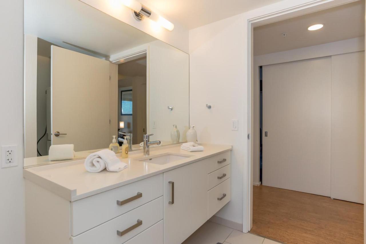 Sobe Third Ave Apartments Сиатъл Екстериор снимка