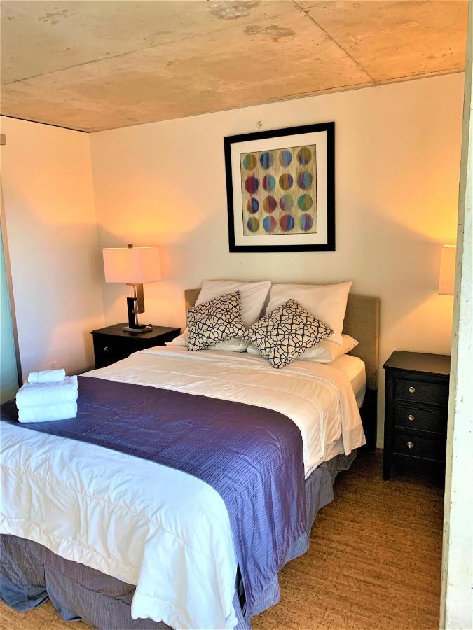 Sobe Third Ave Apartments Сиатъл Екстериор снимка