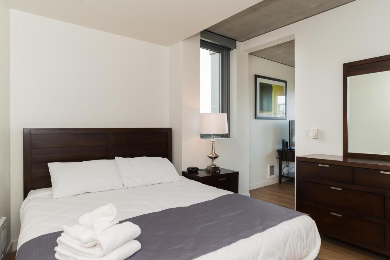 Sobe Third Ave Apartments Сиатъл Екстериор снимка