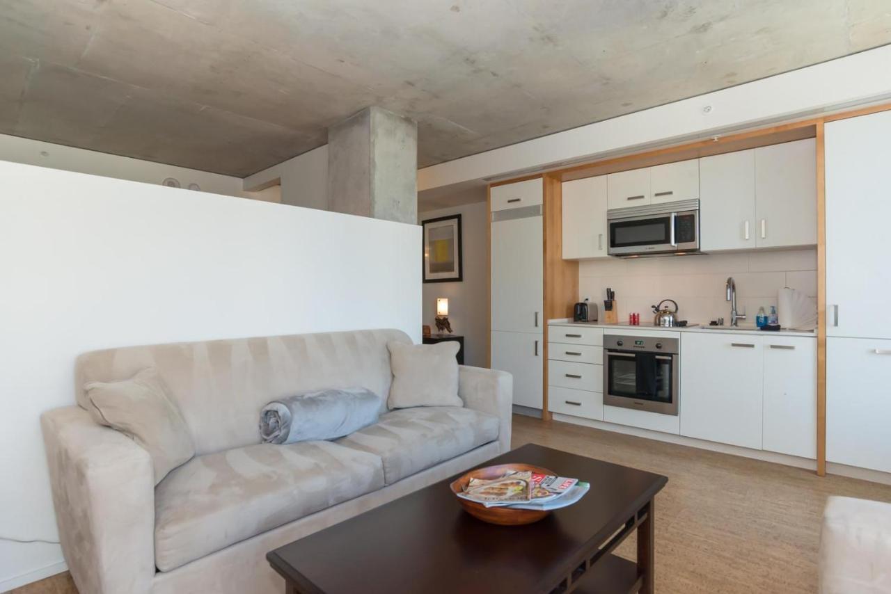 Sobe Third Ave Apartments Сиатъл Екстериор снимка